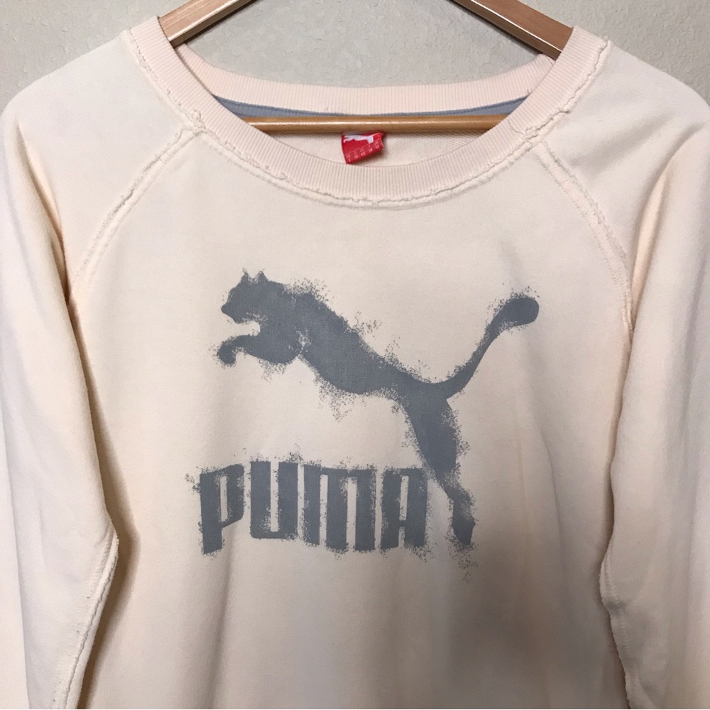 PUMA Top Cropped Long Sleeve Reverse Weave Raw Edge Ivory Gray Size S - Picture 2 of 8